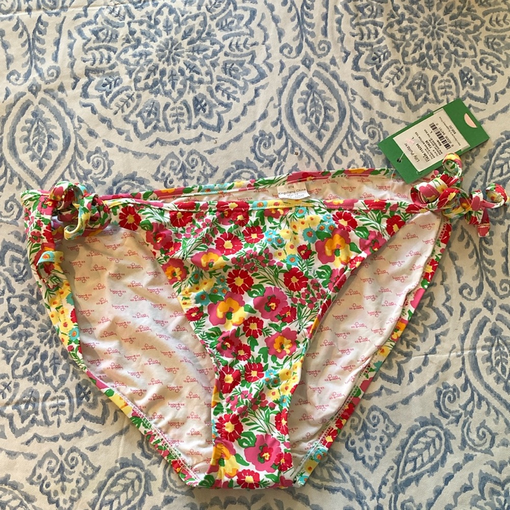 NWT Lilly Pulitzer Sandy String Bottom with ties.  Mini Gardens By the Sea